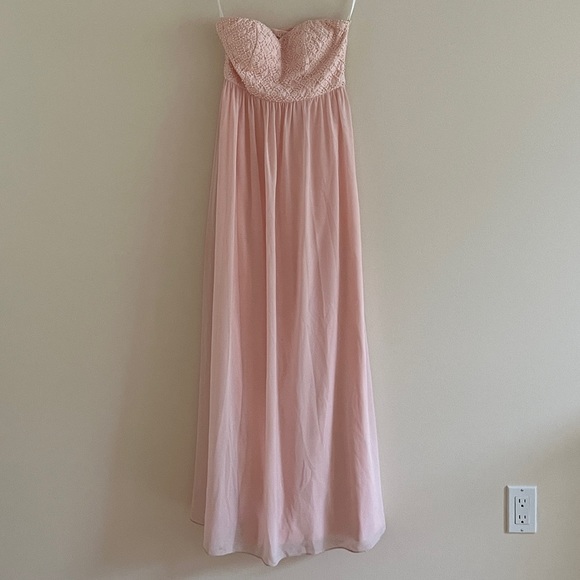 Pink strapless formal dress. - Picture 3 of 3